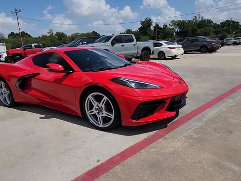 Used 2025 Chevrolet Corvette Stingray Preferred Cpe w/ 2LT RWD image 2