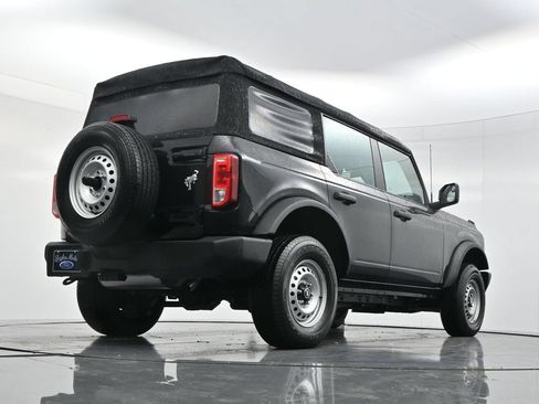 Used 2025 Ford Bronco 4-Door AWD/4WD image 50