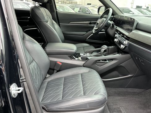 Used 2025 Kia Telluride SX Prestige X-Line AWD/4WD image 16