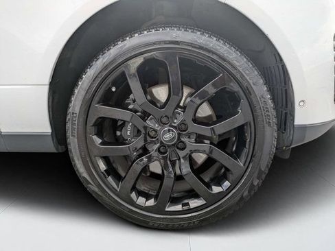 Used 2022 Land Rover Range Rover Evoque R-Dynamic SE AWD/4WD image 10