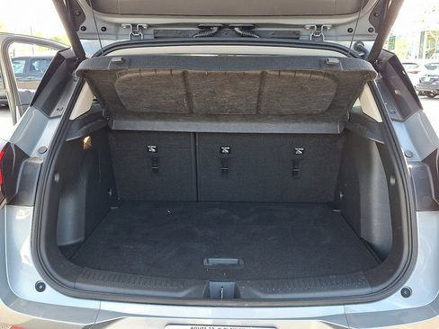 Used 2023 Buick Encore GX Select w/ Sport Touring Package FWD image 28