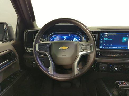 Used 2023 Chevrolet Silverado 1500 LTZ w/ LTZ Convenience Package II AWD/4WD image 16