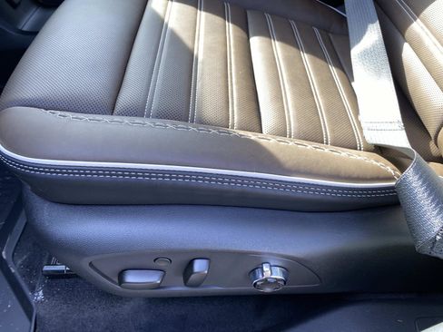 New 2026 GMC Acadia Denali Ultimate w/ LPO, Floor Liner Package image 10