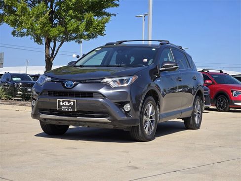 Used 2017 Toyota RAV4 LE Plus image 2