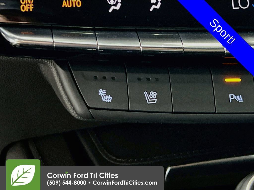 Used 2025 Cadillac XT4 Sport w/ LPO, Red Accent Package AWD/4WD image 24