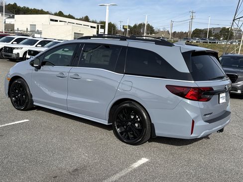 New 2026 Honda Odyssey Sport-L image 7