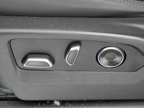 Used 2024 GMC Sierra 1500 Denali image 18