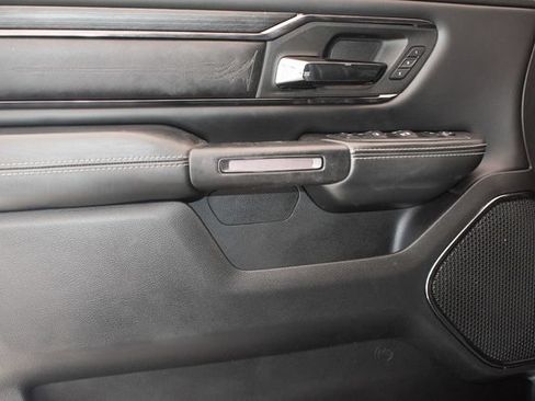 Used 2022 RAM 1500 Limited w/ Body-Colour Bumper Group AWD/4WD image 19
