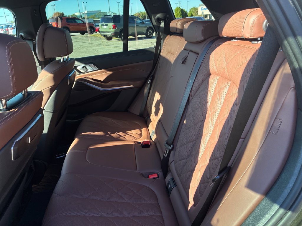 Used 2026 BMW X5 xDrive40i w/ Climate Comfort Package AWD/4WD image 21