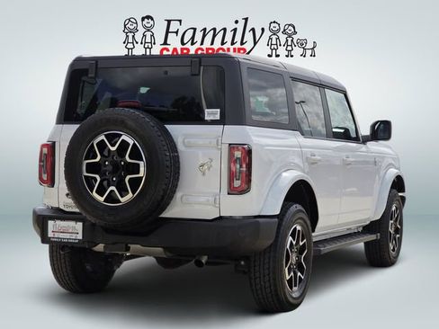 Used 2024 Ford Bronco Outer Banks AWD/4WD image 4