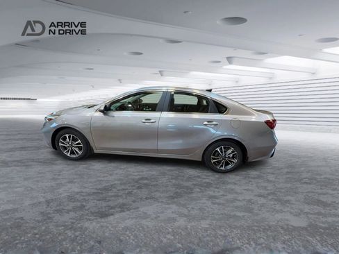 Used 2024 Kia Forte GT-Line image 7