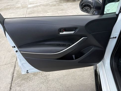 Used 2022 Toyota Corolla SE image 15