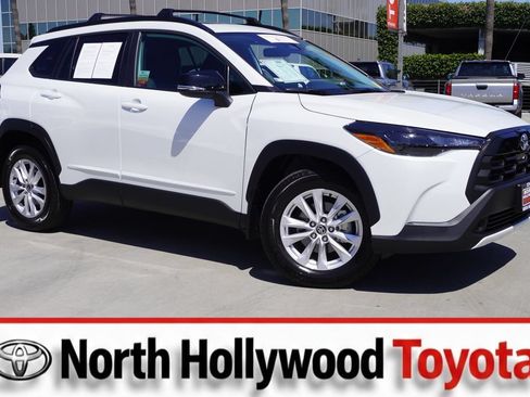 Certified 2026 Toyota Corolla Cross LE w/ Moonroof Package FWD image 1