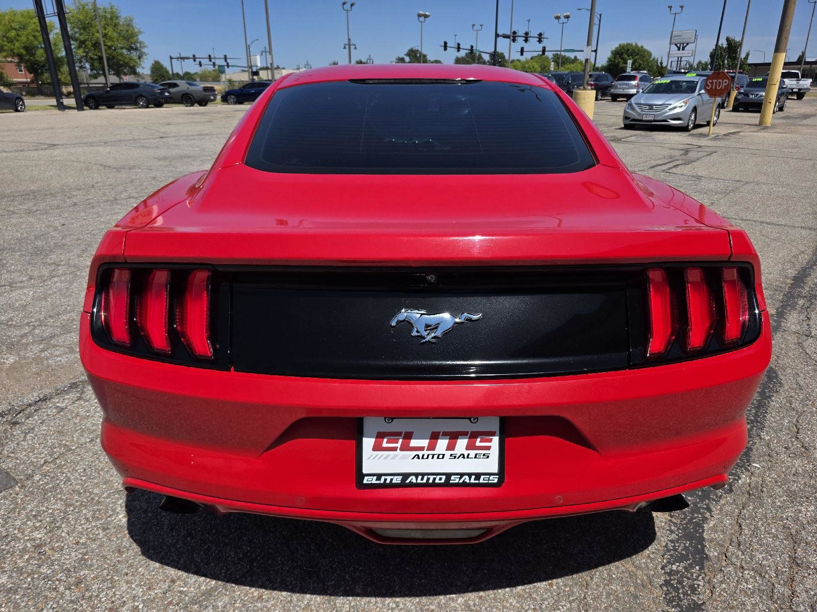 Used 2017 Ford Mustang Coupe w/ Ecoboost Performance Package RWD image 6
