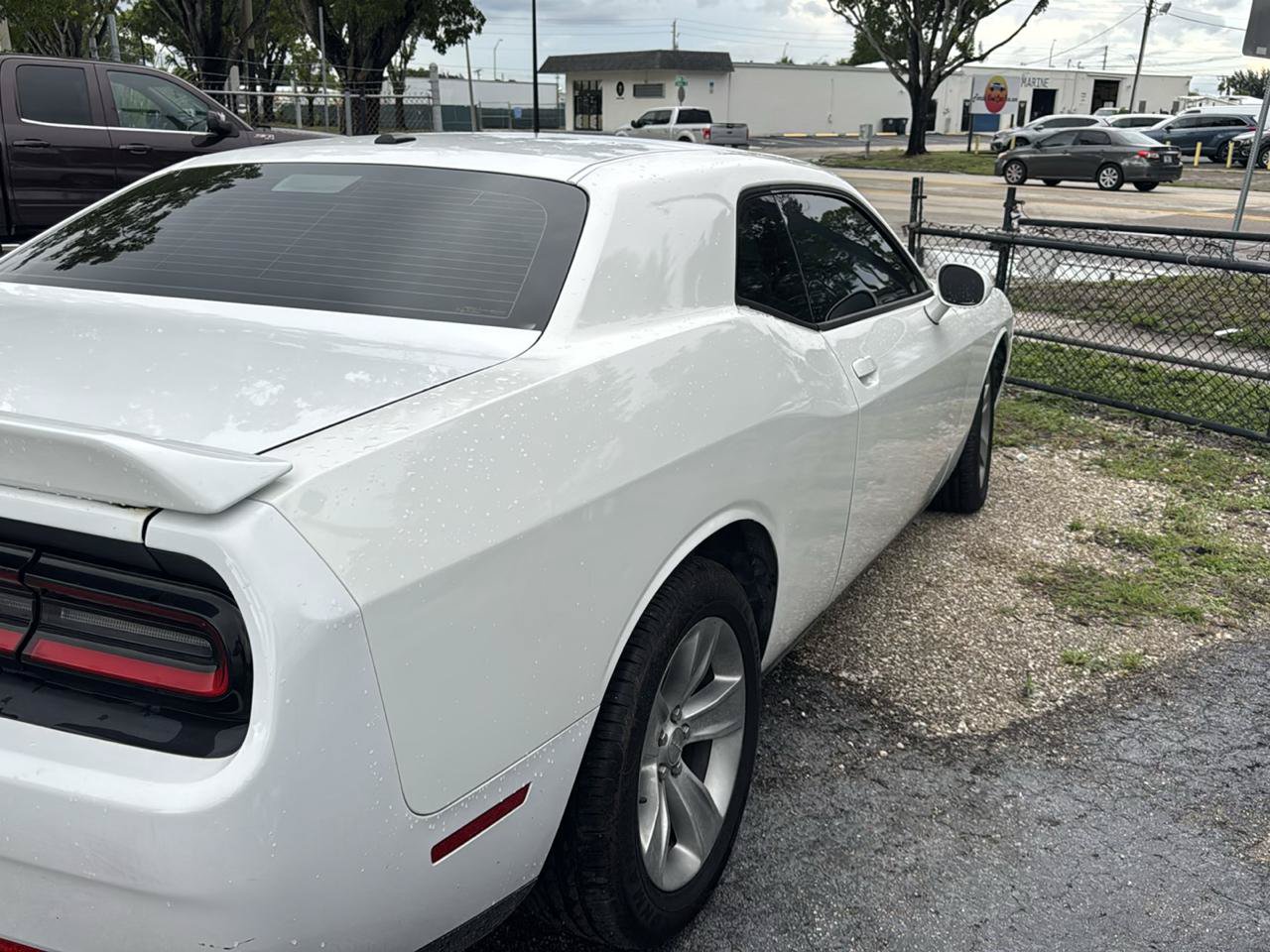 Used 2018 Dodge Challenger SXT RWD image 6