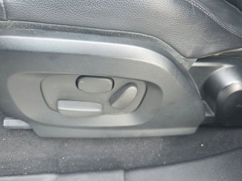 Used 2015 Land Rover Range Rover Evoque Pure Plus image 26