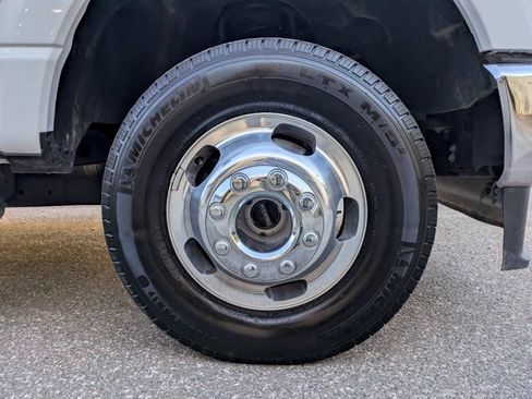 Used 2025 Ford F350 Lariat AWD/4WD image 10