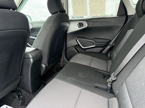 Used 2020 Kia Soul LX FWD image 22