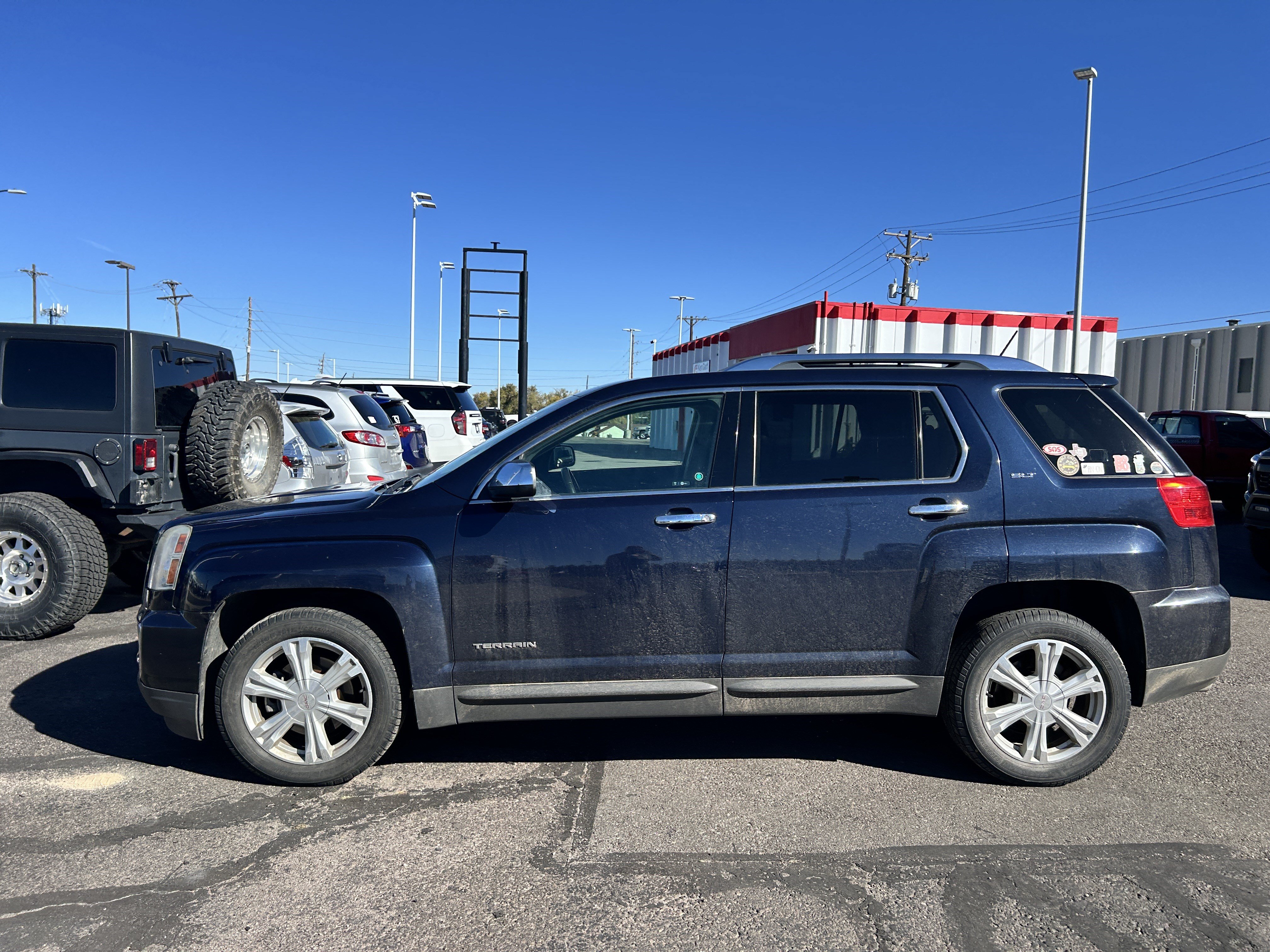 Used 2016 GMC Terrain SLT w/ Open Road Package AWD/4WD image 2