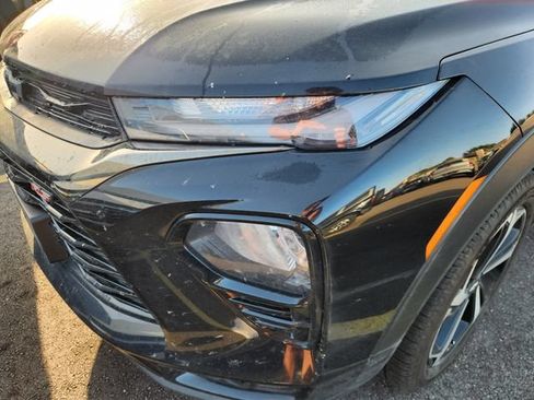 Used 2021 Chevrolet TrailBlazer RS w/ Sun and Liftgate Package FWD image 6