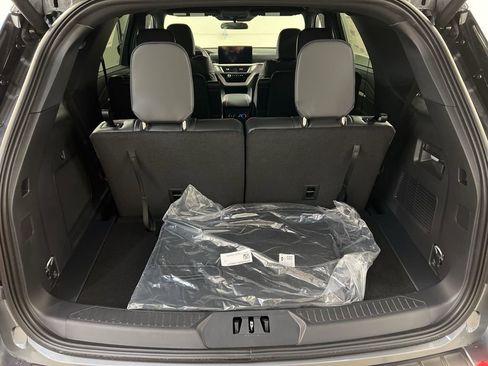 New 2026 Ford Explorer ST-Line AWD/4WD image 36