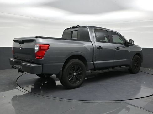 Used 2023 Nissan Titan SV w/ SV Convenience Package AWD/4WD image 5