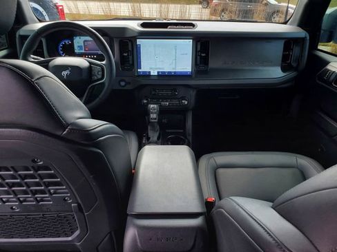 Used 2024 Ford Bronco Big Bend image 5