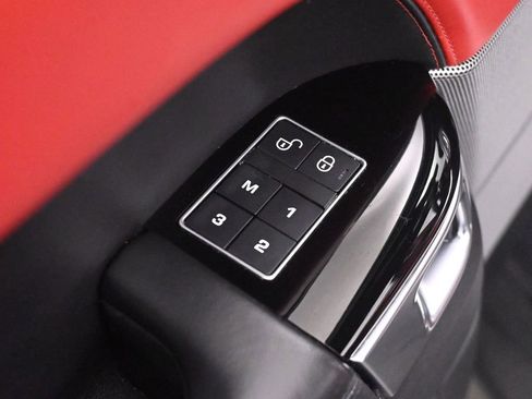 Used 2020 Land Rover Range Rover Sport HST image 37