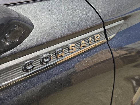 Used 2020 Lincoln Corsair AWD w/ Premium Package image 7