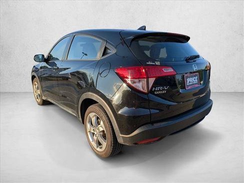 Used 2017 Honda HR-V LX image 6