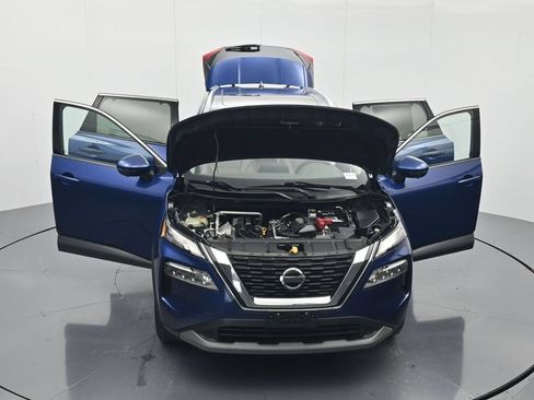 Certified 2021 Nissan Rogue SV w/ Premium Package AWD/4WD image 45
