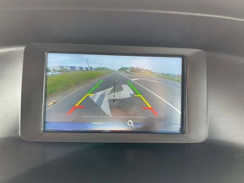Used 2018 Ford Focus SE FWD image 18