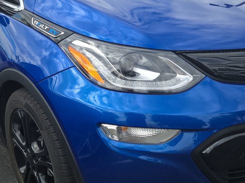 Used 2020 Chevrolet Bolt LT FWD image 4