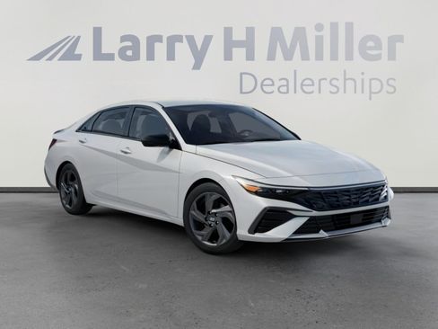 New 2026 Hyundai Elantra Sport FWD image 2