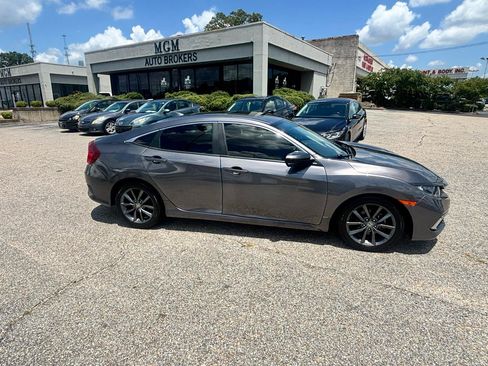 Used 2019 Honda Civic EX image 35