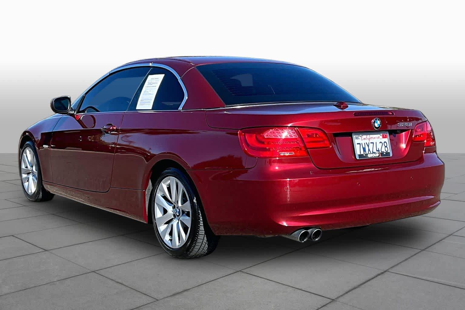 Used 2012 BMW 328i Convertible RWD image 11