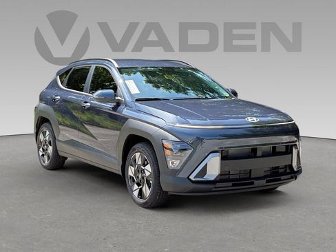 New 2025 Hyundai Kona SEL image 1