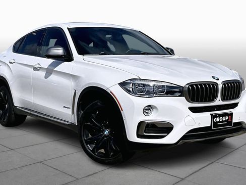 Used 2017 BMW X6 xDrive35i image 3