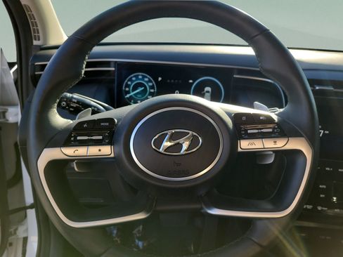 Used 2022 Hyundai Tucson Limited AWD/4WD image 16