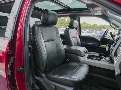 Used 2018 Ford F250 Lariat w/ Chrome Package AWD/4WD image 32