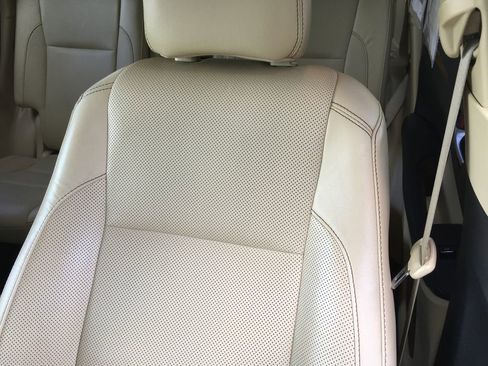 Used 2019 Toyota Highlander Limited AWD/4WD image 23