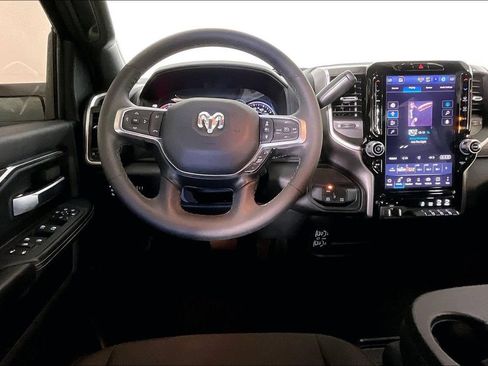 Used 2026 RAM 2500 Big Horn AWD/4WD image 8