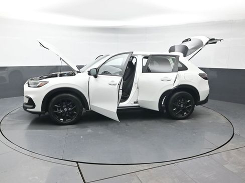 Certified 2023 Honda HR-V Sport image 46