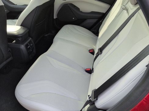 Used 2022 Ford Mustang Mach-E Premium image 6