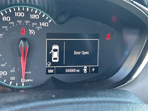 Used 2020 Chevrolet Trax Premier image 29