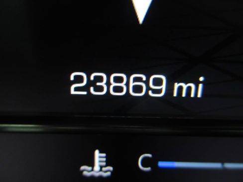 Used 2024 GMC Sierra 1500 SLT w/ SLT Premium Package image 29