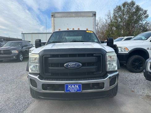 Used 2014 Ford F450 XL w/ XL Value Package image 2