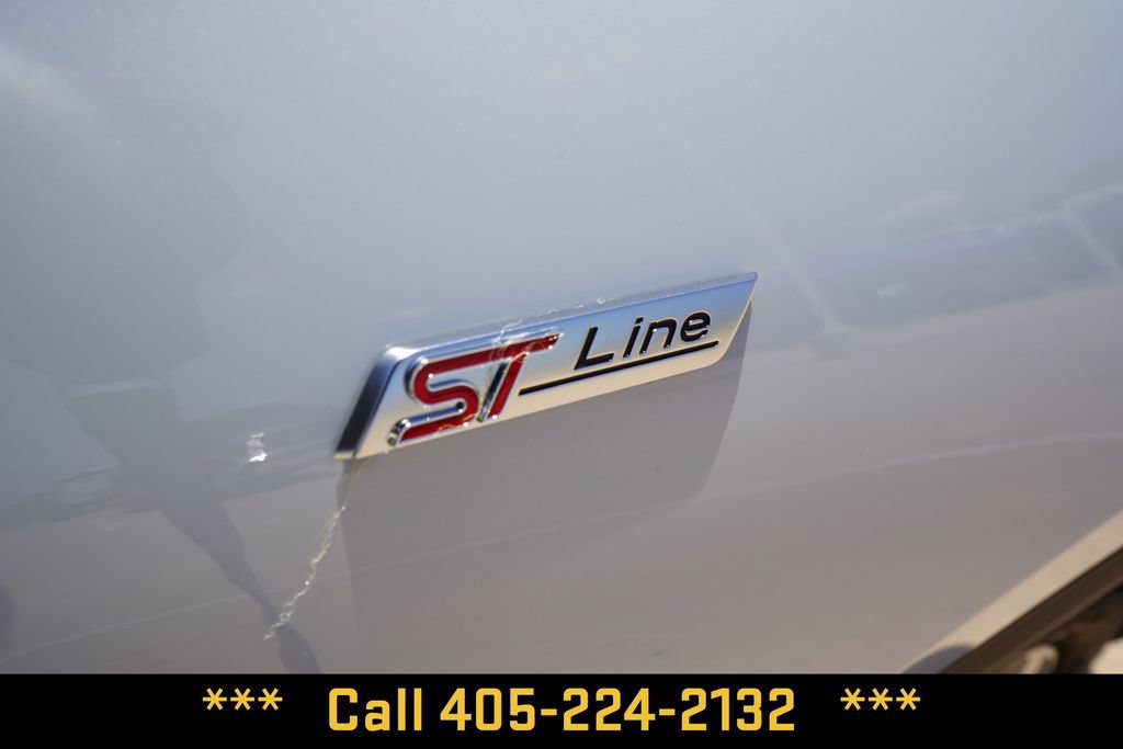 Used 2025 Ford Escape ST-Line AWD/4WD image 7