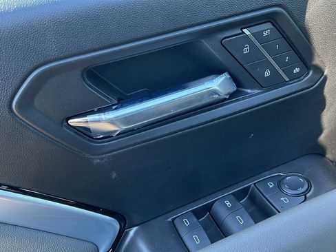 New 2026 Chevrolet Colorado ZR2 w/ Technology Package image 18