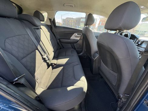 Used 2018 Kia Niro LX FWD image 22